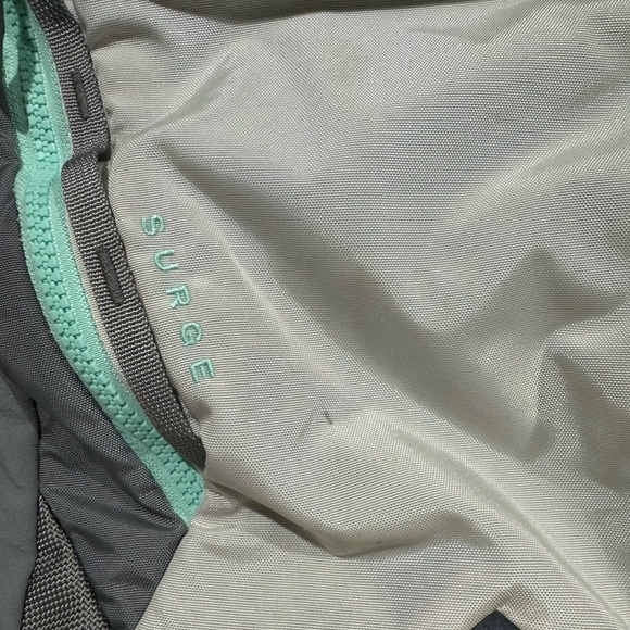 The North Face Women's Surge Laptop Backpack Light Gray Teal - Picture 4 of 10